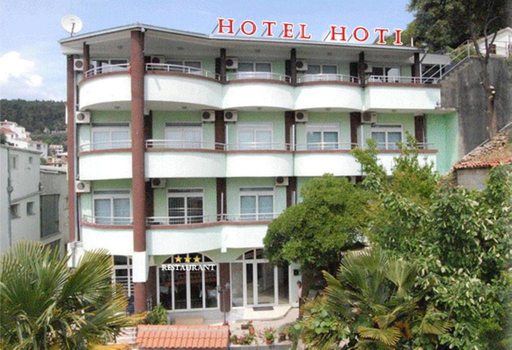 Hotel Hoti Улцин Екстериор снимка