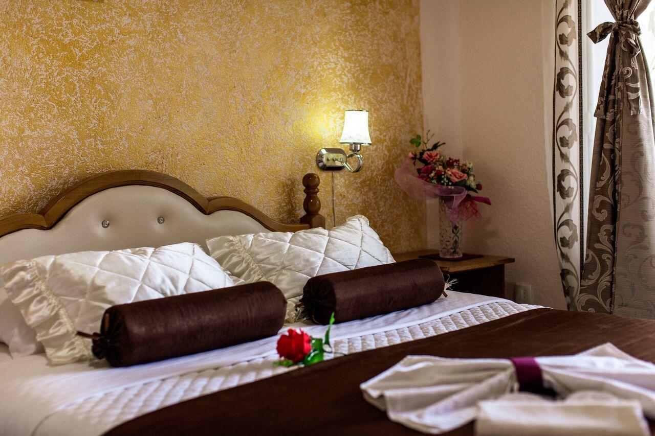Hotel Hoti Улцин Екстериор снимка